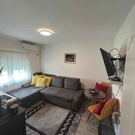 Apartment 46 - Little Heaven *